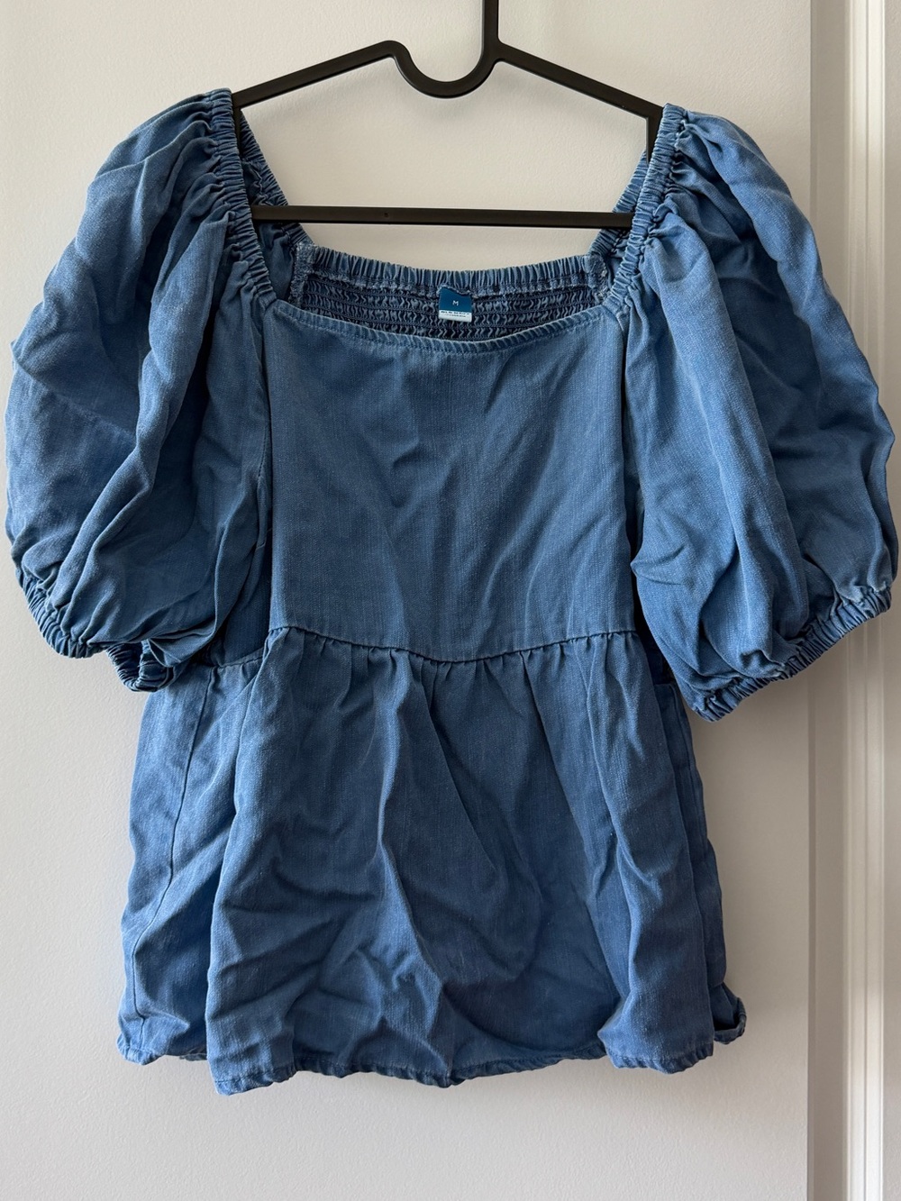 Old Navy Chambray Puff-Sleeve Square Neck Women’s Top
